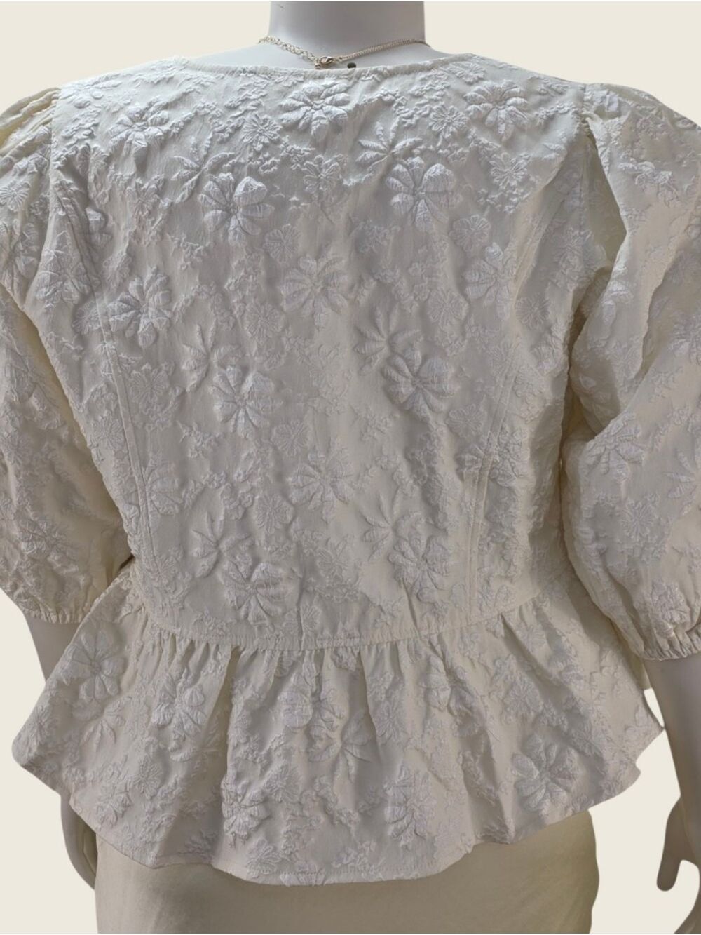Oddi 3X Ivory Floral Jacquard Peplum Blouse Bow Puff Sleeve Cottagecore NWT - Picture 8 of 11